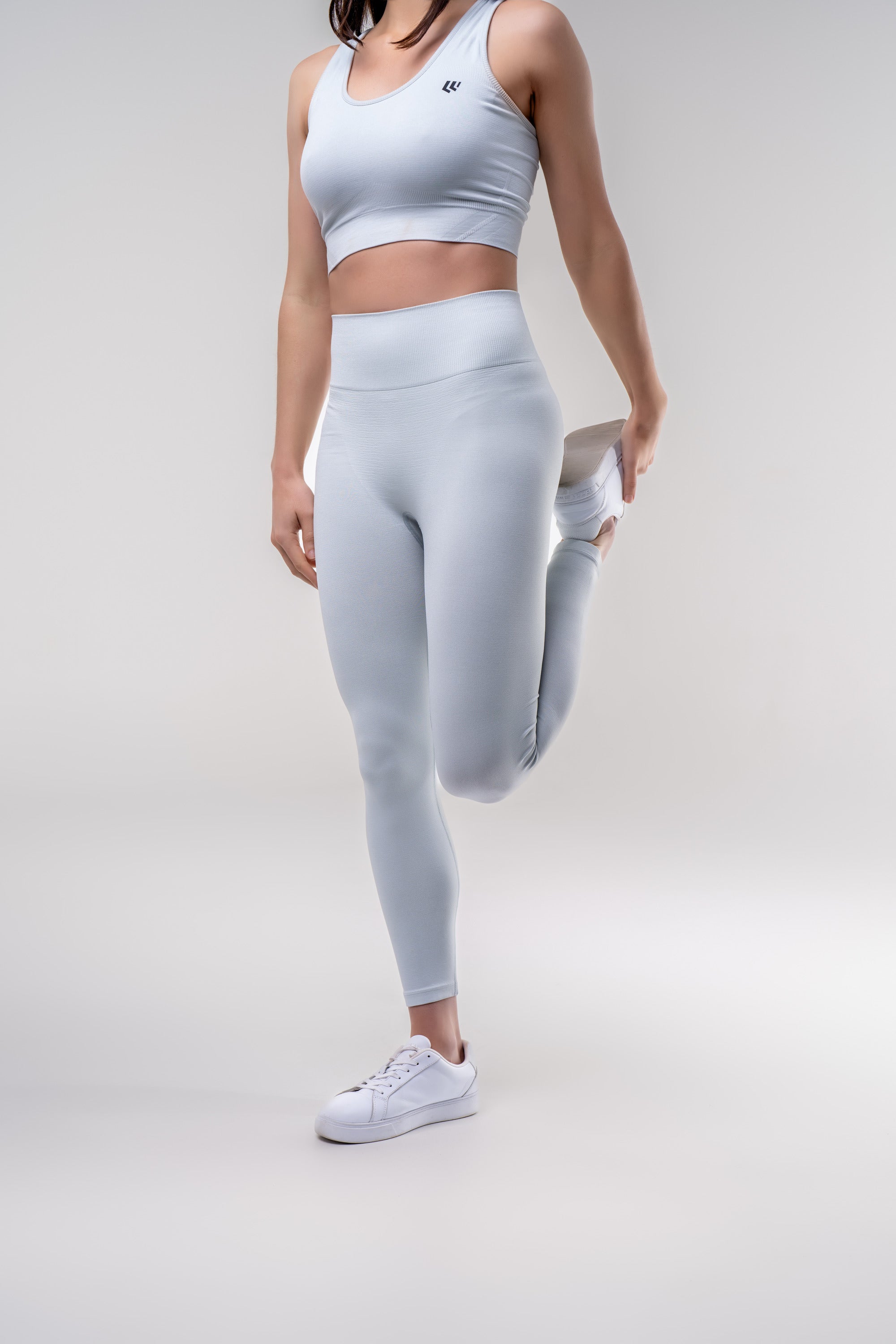 Women&#39;s Long Sleeve Compression Crop - Glacier Grey